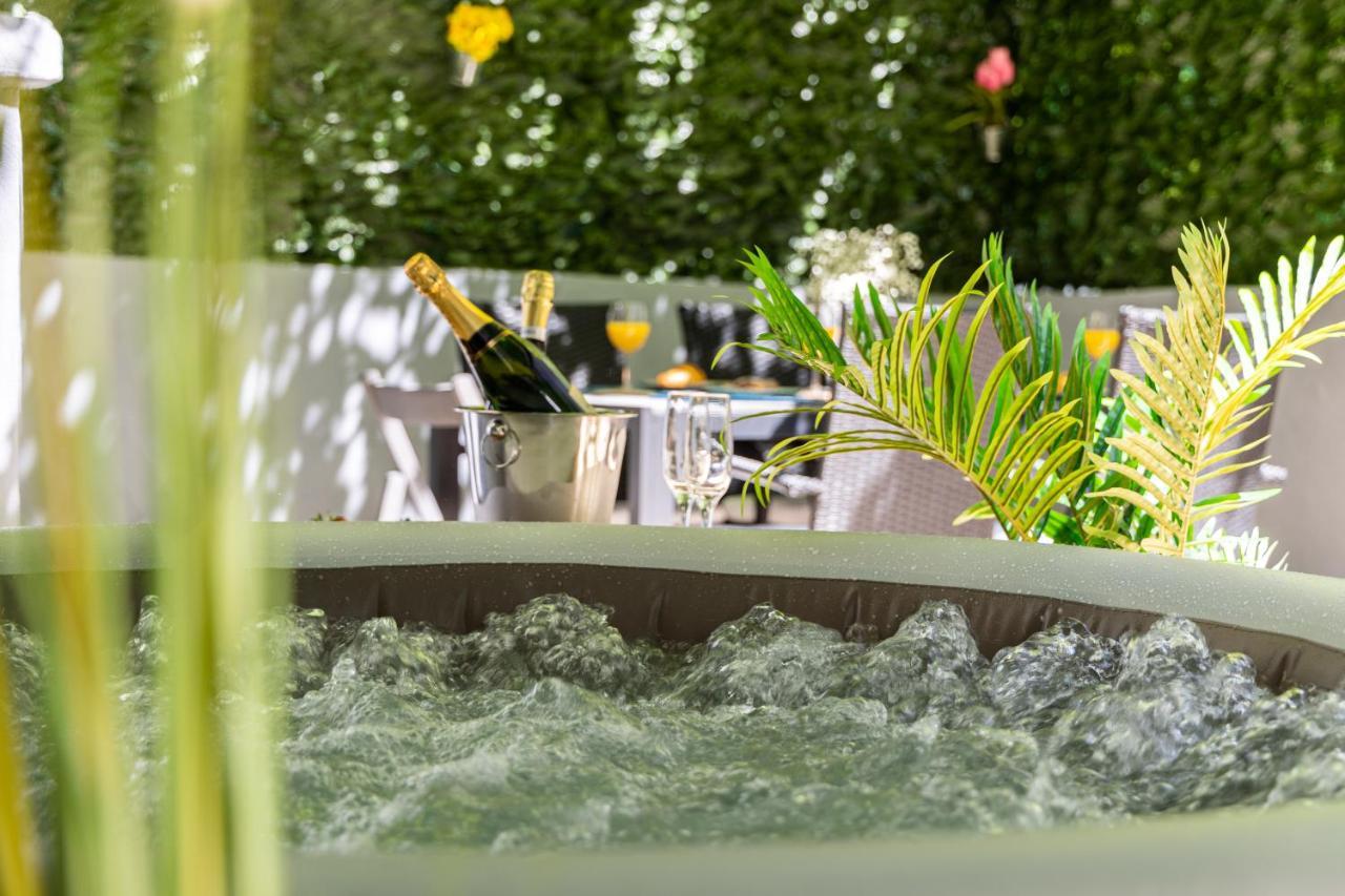 Oasis Luxury Apartment With Terrarce And Jacuzzi Split Extérieur photo