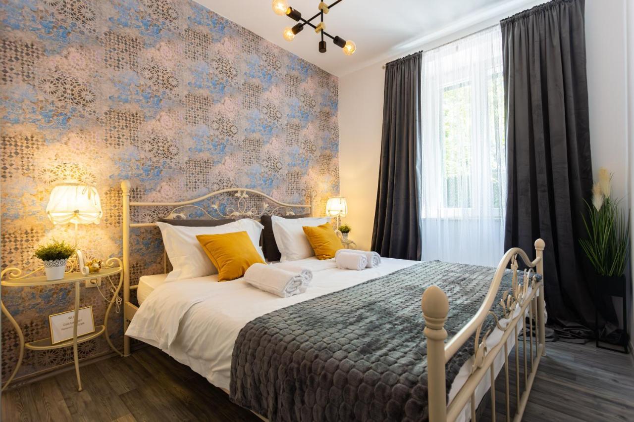 Oasis Luxury Apartment With Terrarce And Jacuzzi Split Extérieur photo